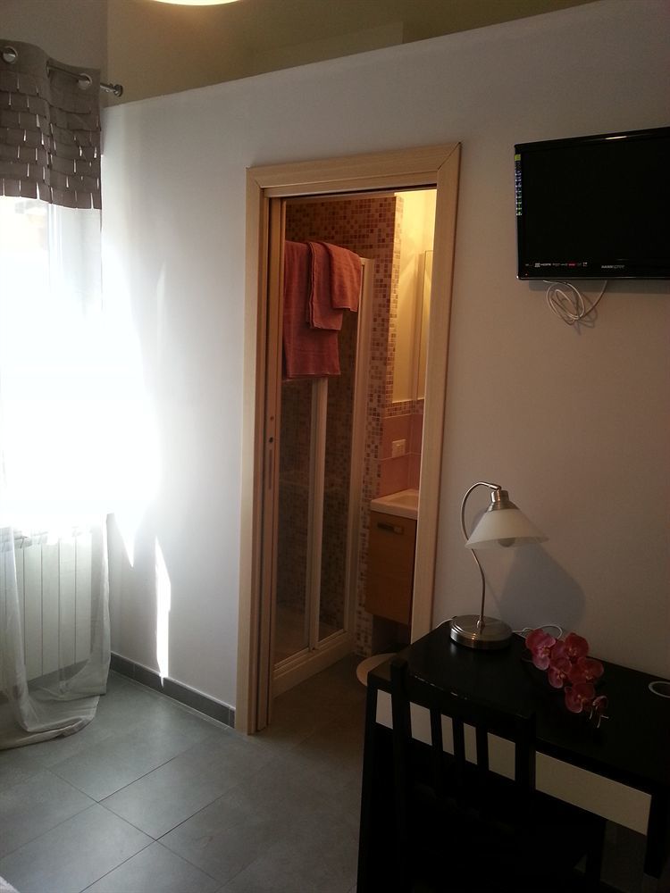 Gemini Suite Roma Exterior foto